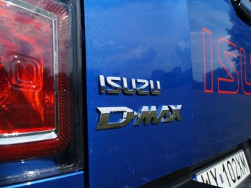 Isuzu D-Max LSE 1.9 DDI 4x4 V-CROSS Pack 163 KM – W ciężki teren ale nie tylko